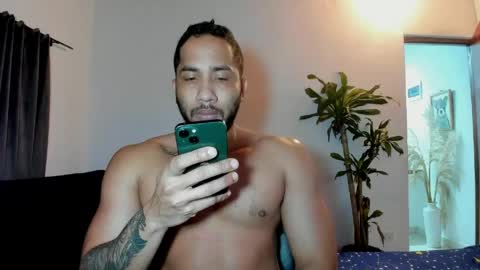 Snapshot of cristobal12cock chatting on 04-19-26, 10:56 Cristian online show from 04-19-26, 10:56