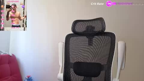 cristopher23  online show from 04-17-26, 06:33