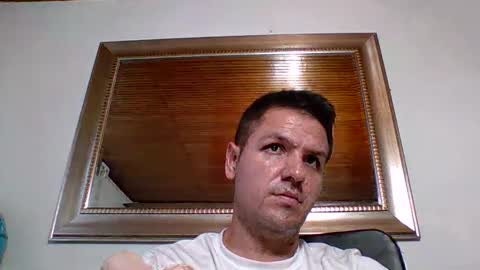 cristopher3042 online show from 12-19-25, 09:44