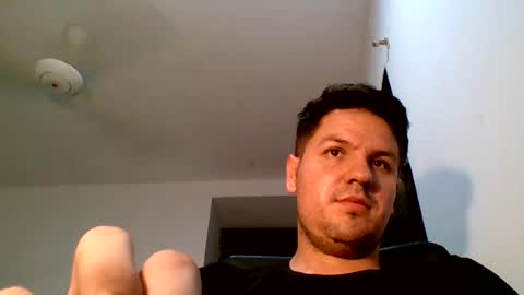 Snapshot of cristopher3042 chatting on 06-12-26, 01:59 cristopher3042 online show from 06-12-26, 01:59
