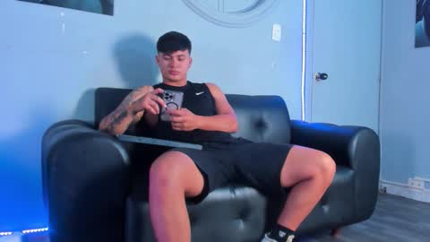 Cristopher online show from 11-12-25, 12:05