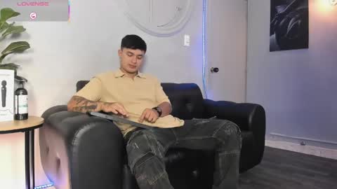 Cristopher online show from 05-30-26, 02:03