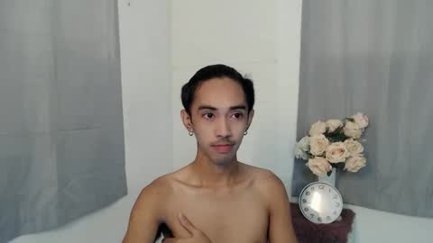 crocodale online show from 09-19-25, 07:10