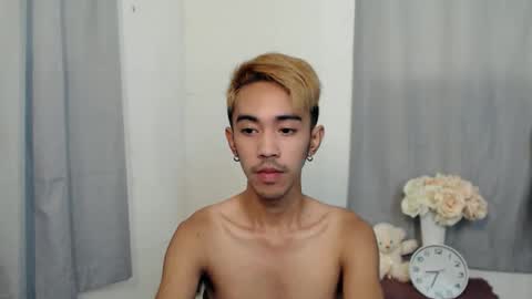 crocodale online show from 11-13-25, 05:06