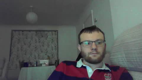 Snapshot of cropper4fun chatting on 12-12-24, 08:32 Cropper online show from 12-12-24, 08:32