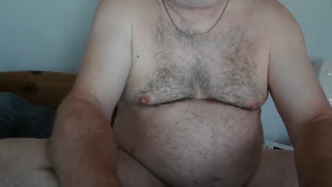 Snapshot of crowbarbi chatting on 10-02-25, 06:26 Crowbarbi online show from 10-02-25, 06:26