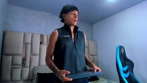 Croy online show from 03-14-26, 06:02