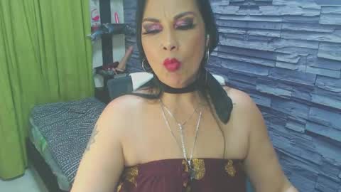 cruela_deviil online show from 12-03-24, 11:46