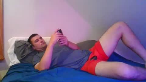 Snapshot of crush380 chatting on 06-17-26, 11:16 Crush380 online show from 06-17-26, 11:16