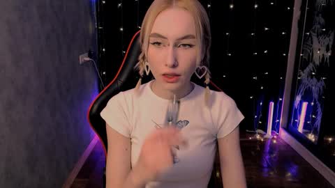 Snapshot of crybambi chatting on 02-11-26, 07:13 crybambi online show from 02-11-26, 07:13