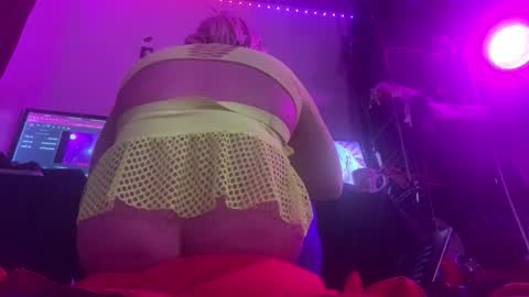 ChrysiCreambunnmommy online show from 12-03-25, 06:06