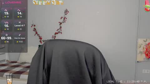 Snapshot of crystal__chris chatting on 01-24-25, 09:26 Chris online show from 01-24-25, 09:26