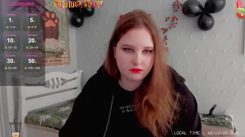 Snapshot of crystal__chris chatting on 02-15-25, 08:11 Chris online show from 02-15-25, 08:11