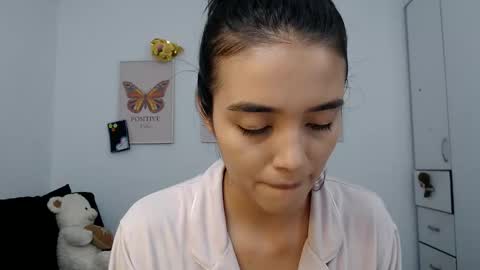 Snapshot of crystal_grilx chatting on 06-10-26, 07:02 crystal_grilx online show from 06-10-26, 07:02