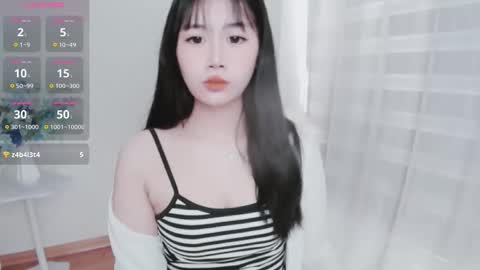 crystal_lea online show from 10-09-25, 01:47