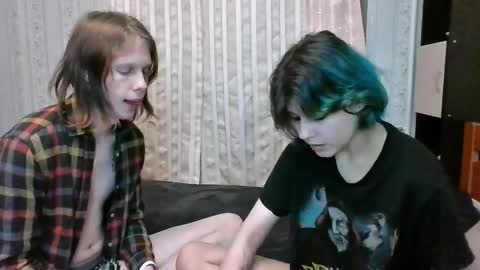 Snapshot of crystal_porn_love chatting on 02-02-25, 02:38 Crystal and Marcl online show from 02-02-25, 02:38