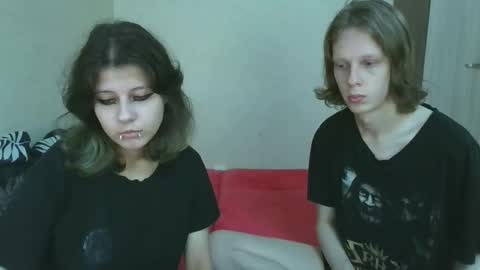 Snapshot of crystal_porn_love chatting on 10-14-25, 01:23 Crystal and Marcl online show from 10-14-25, 01:23