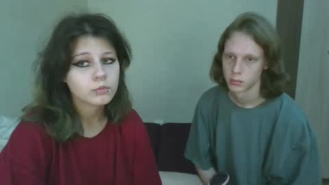 Snapshot of crystal_porn_love chatting on 10-27-25, 04:16 Crystal and Marcl online show from 10-27-25, 04:16