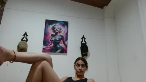 Snapshot of crystal_starx chatting on 04-24-26, 02:36 Crystal Blaze online show from 04-24-26, 02:36