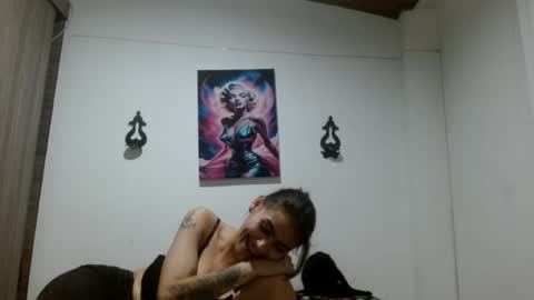 Snapshot of crystal_starx chatting on 06-18-26, 05:08 Crystal Blaze online show from 06-18-26, 05:08