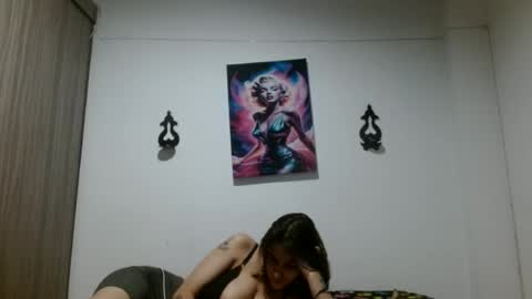 Snapshot of crystal_starx chatting on 06-22-26, 03:25 Crystal Blaze online show from 06-22-26, 03:25