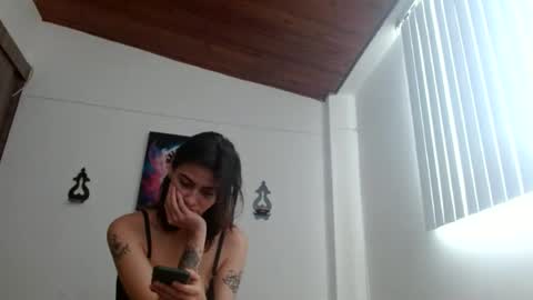 Snapshot of crystal_starx chatting on 06-30-26, 01:01 Crystal Blaze online show from 06-30-26, 01:01