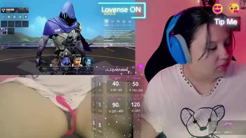 Snapshot of crystal_velvet01 chatting on 01-22-25, 03:52 crystal online show from 01-22-25, 03:52