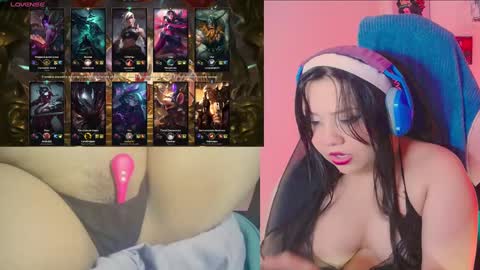 Snapshot of crystal_velvet01 chatting on 02-04-25, 03:22 crystal online show from 02-04-25, 03:22