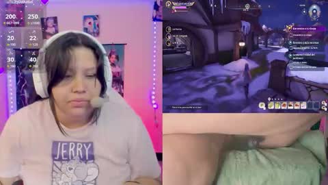 Snapshot of crystal_velvet01 chatting on 02-25-26, 01:59 crystal online show from 02-25-26, 01:59