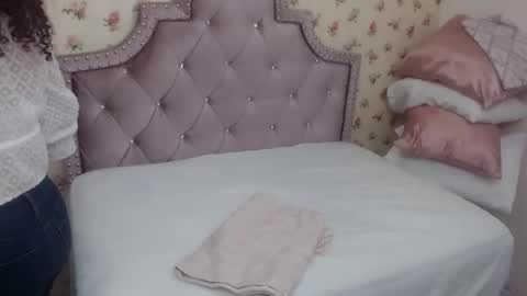 Milf Latina online show from 03-18-26, 12:52