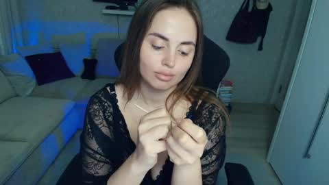 crystalemily online show from 05-10-26, 06:57