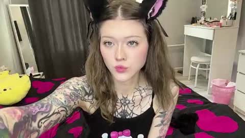 Luna online show from 07-08-26, 10:42