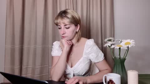 Mary online show from 07-04-26, 08:04