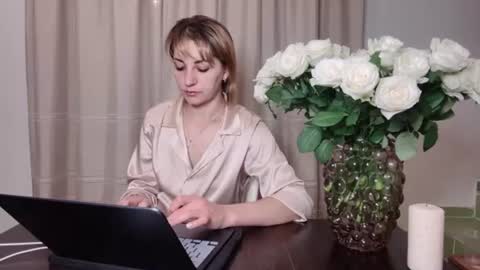 Mary online show from 08-05-26, 08:44