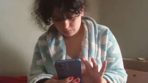 Snapshot of crystalhouse444 chatting on 07-18-26, 04:11 crystalhouse444 online show from 07-18-26, 04:11