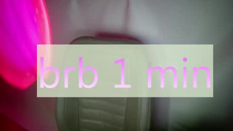 Snapshot of crystallkris chatting on 12-29-24, 11:18 Kristina online show from 12-29-24, 11:18