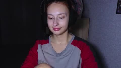 Snapshot of crystallkris chatting on 09-14-25, 02:11 Kristina online show from 09-14-25, 02:11