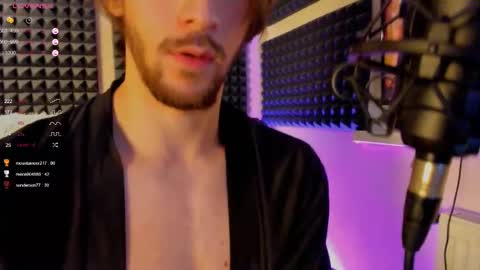 Snapshot of crystallora chatting on 12-07-24, 03:36 Crys online show from 12-07-24, 03:36