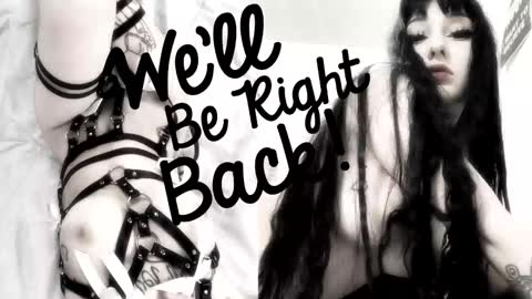 Sasha    Make me moan with patterns   good music here  online show from 12-14-25, 11:26