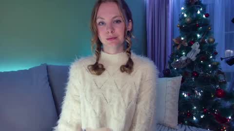 Snapshot of cuddle_kitten chatting on 01-08-25, 03:17 Alexia online show from 01-08-25, 03:17