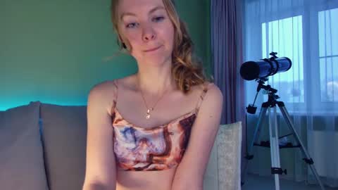 Snapshot of cuddle_kitten chatting on 01-16-25, 06:14 Alexia online show from 01-16-25, 06:14