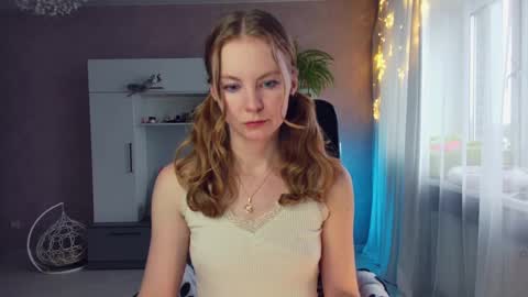 Snapshot of cuddle_kitten chatting on 03-02-25, 02:00 Alexia online show from 03-02-25, 02:00