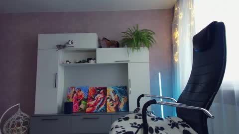 Snapshot of cuddle_kitten chatting on 03-06-25, 05:46 Alexia online show from 03-06-25, 05:46