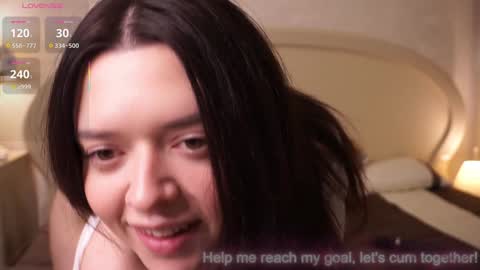 Ellie online show from 12-14-25, 03:39