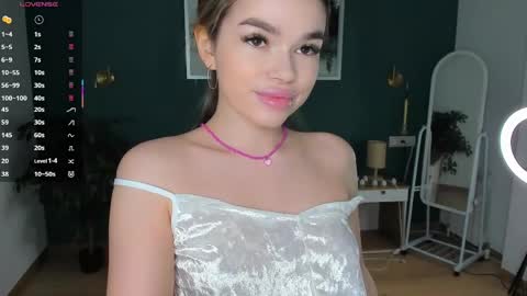 Silvia online show from 04-02-26, 05:16