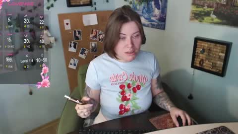 Snapshot of cuddlieschris chatting on 05-17-26, 02:20 Chris online show from 05-17-26, 02:20
