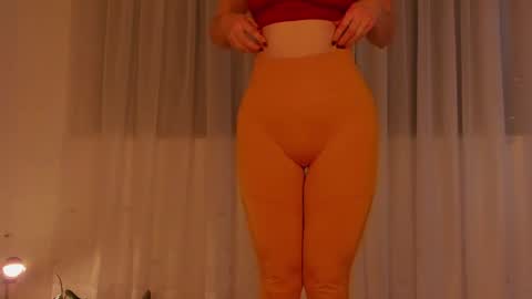 Leonela online show from 12-09-24, 11:45