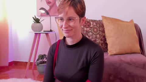 Leonela online show from 02-21-25, 06:48