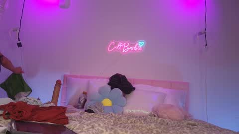 Snapshot of cult_barbie93 chatting on 12-12-24, 06:14 Cult Barbie online show from 12-12-24, 06:14