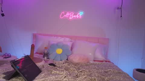 Snapshot of cult_barbie93 chatting on 12-13-24, 07:15 Cult Barbie online show from 12-13-24, 07:15